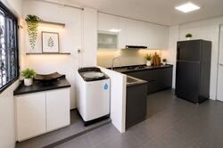 Blk 241 Jurong East Street 24 (Jurong East), HDB 3 Rooms #589787161